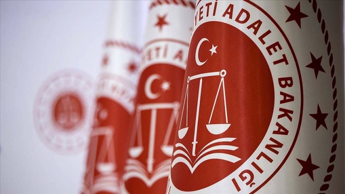 adalet.jpg