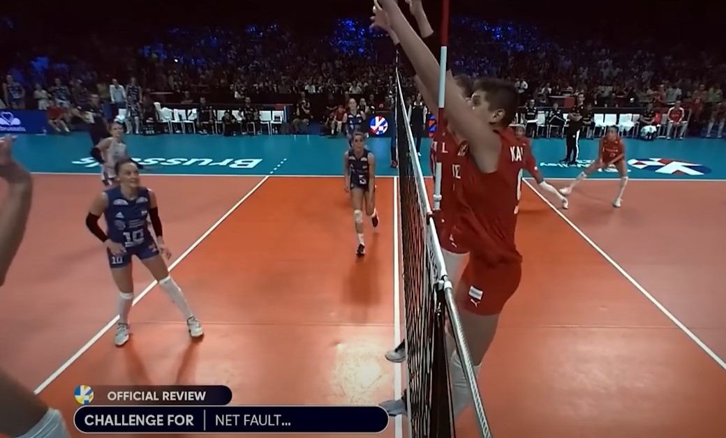 kadin-voleybolcu-maaslari-nedir.jpg